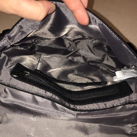 Thirty-One Free To Be Crossbody NWOT! - Picture 4 of 10